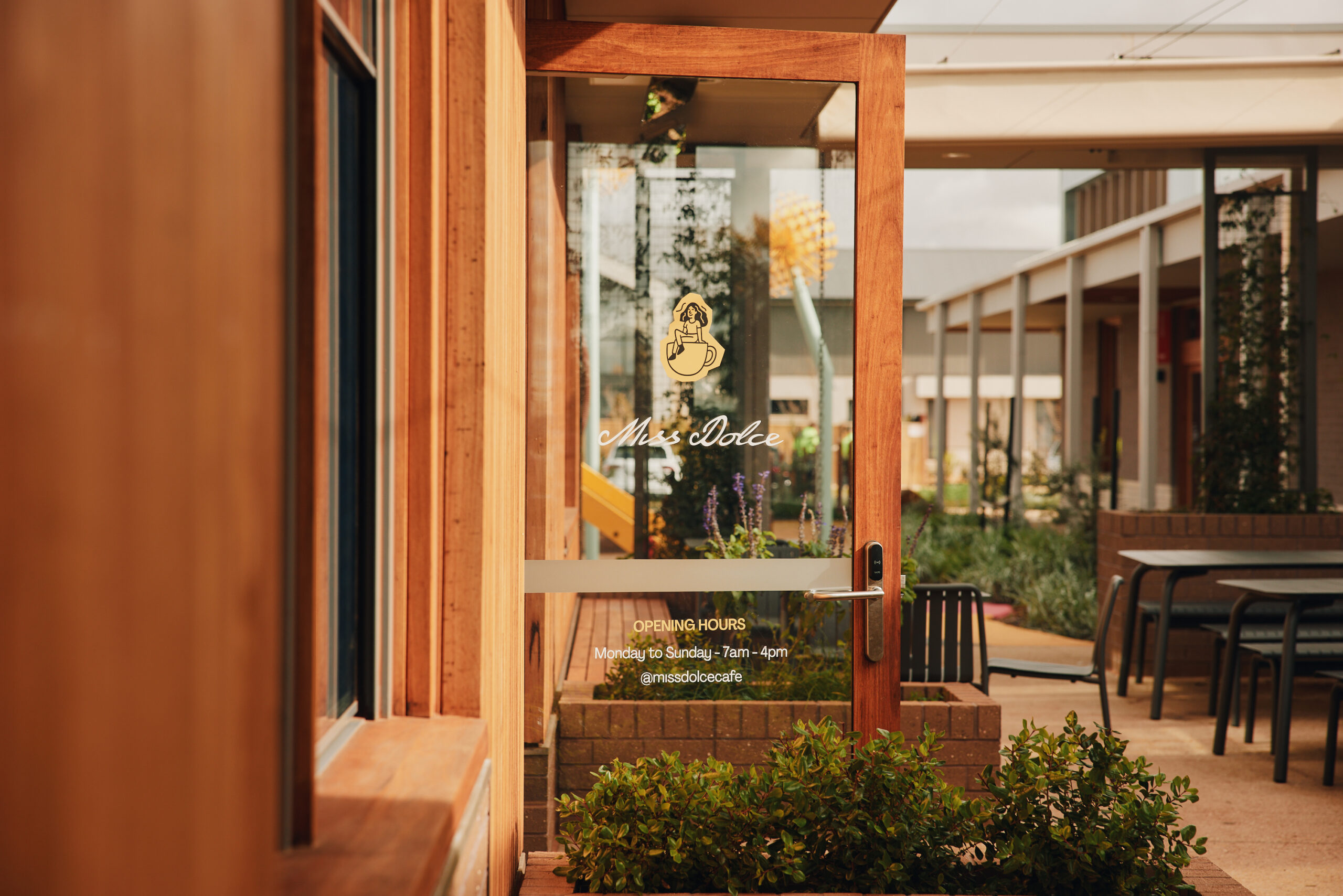 A New Cafe Is Open at Woodlea!