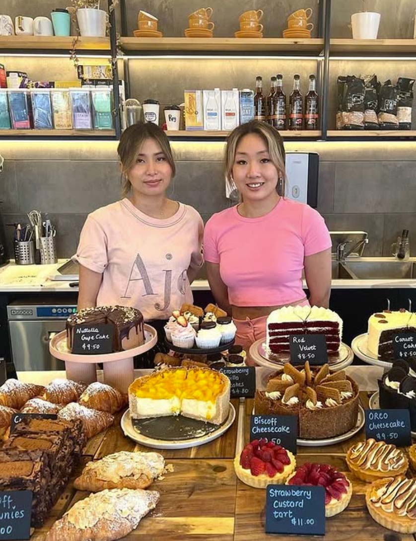 Woodlea's New Cafe