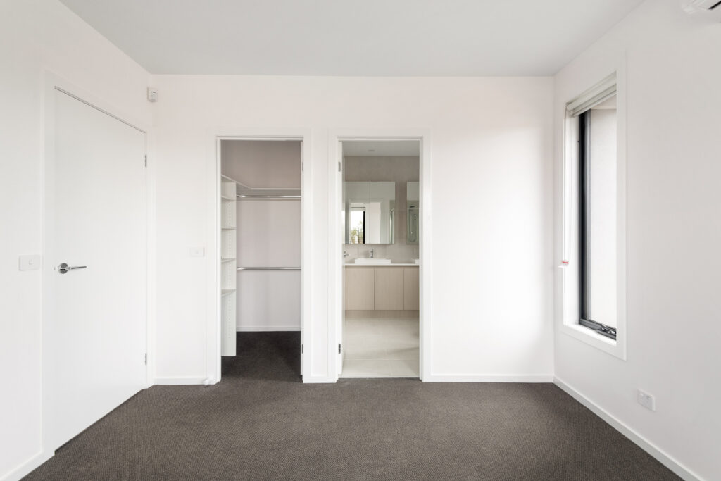 2 Broadleaf Boulevard Image