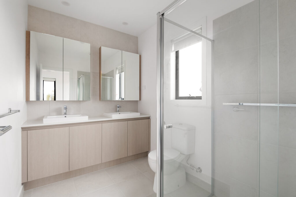 2 Broadleaf Boulevard Image